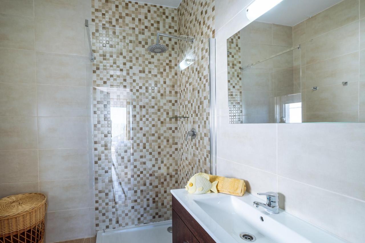קארבואירו Apartment Isabel מראה חיצוני תמונה
